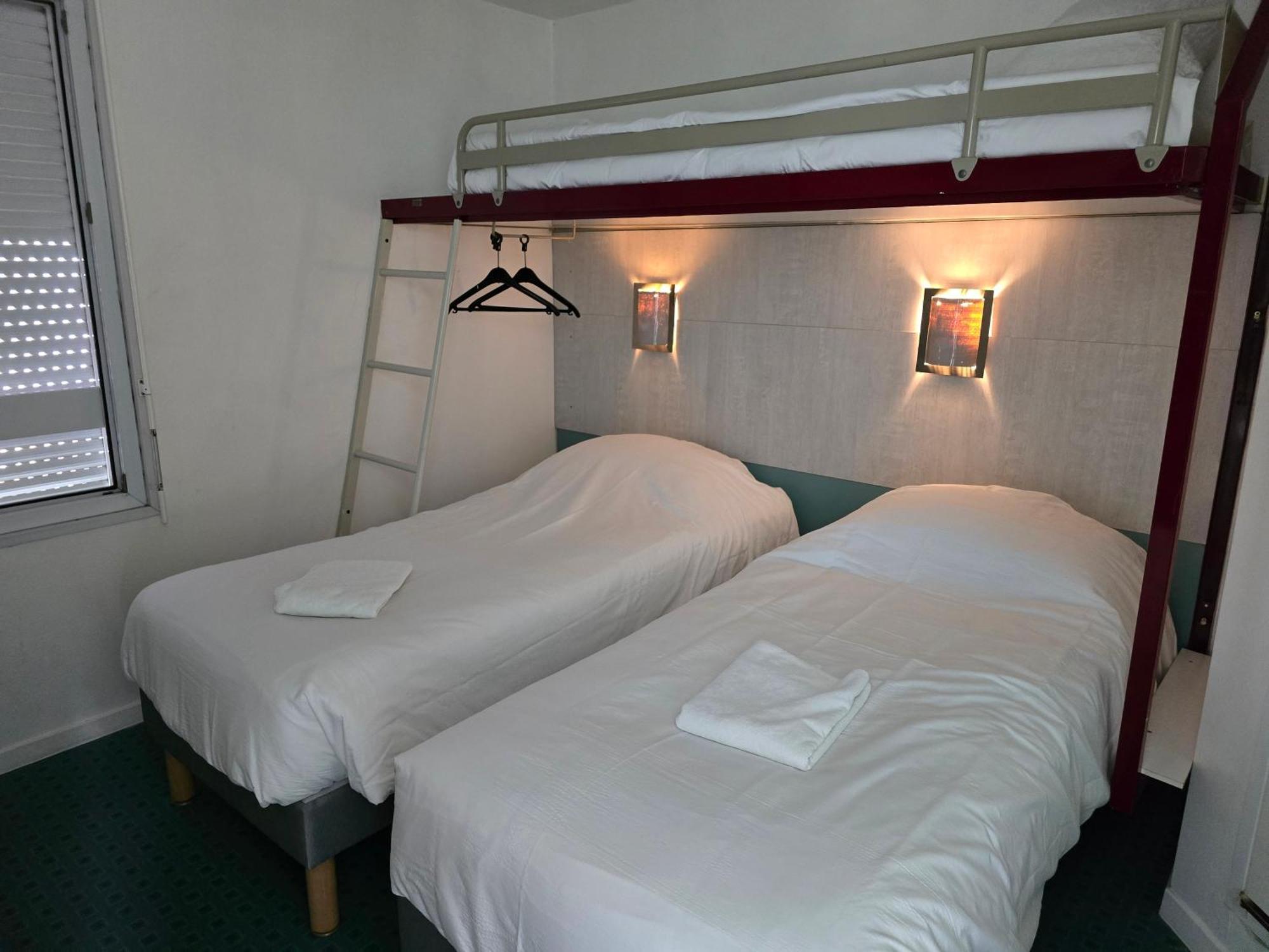 Brit Hotel Essentiel Poitiers Gare Du Futuroscope Jaunay-Clan Zewnętrze zdjęcie
