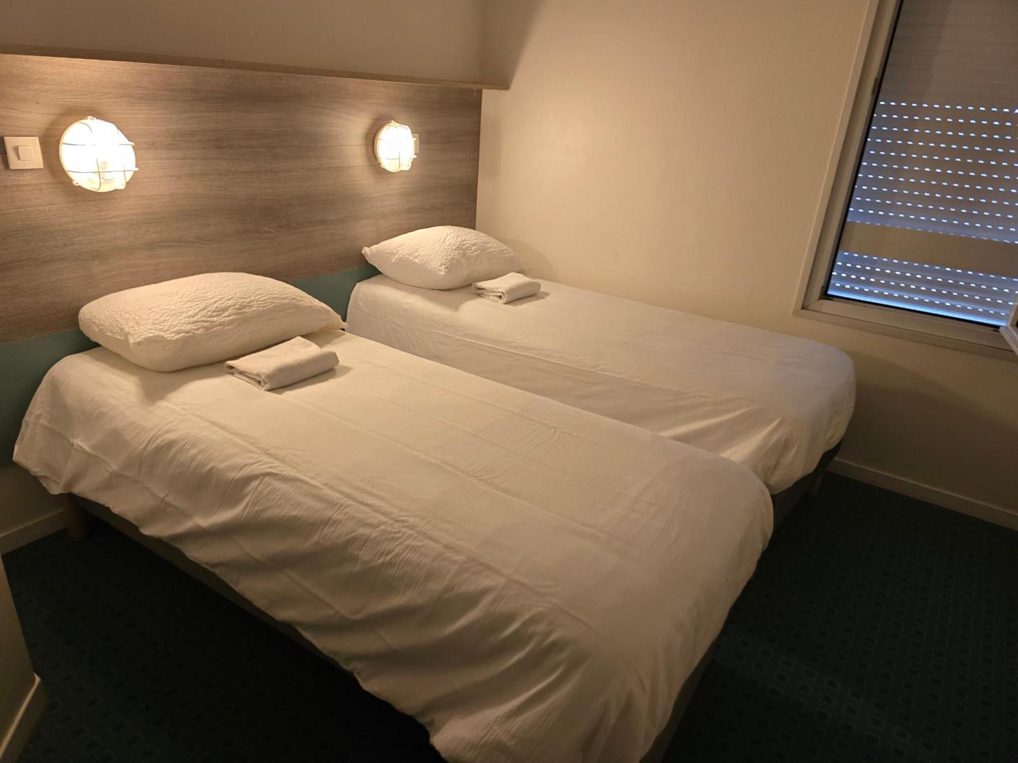 Brit Hotel Essentiel Poitiers Gare Du Futuroscope Jaunay-Clan Zewnętrze zdjęcie